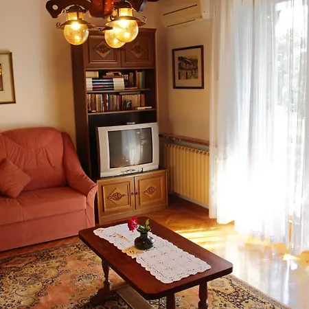 Drift Rock House Apartament