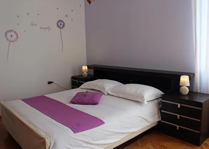 Drift Rock House アパート *